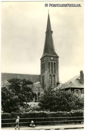 ansichtkaart: Oegstgeest, R.K. Kerk
