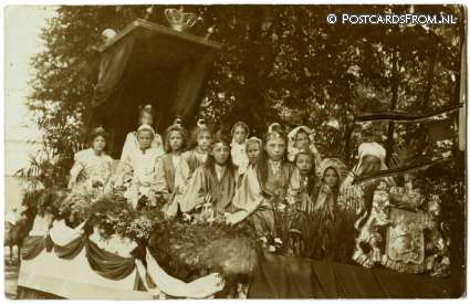 Sliedrecht, Optocht tentoonstelling Maart 1906? ansichtkaart: Sliedrecht, Optocht tentoonstelling Maart 1906?