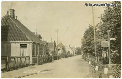 Landsmeer, van Beekstraat. A. Hillen's Sigaren ansichtkaart: Landsmeer, van Beekstraat. A. Hillen's Sigaren