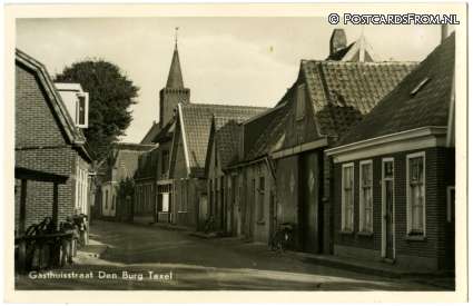 ansichtkaart: Den Burg, Gasthuisstraat