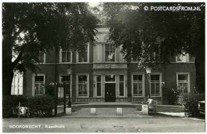 ansichtkaart: Moordrecht, Raadhuis