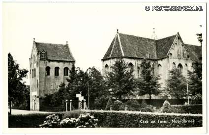 ansichtkaart: Noordbroek, Kerk en Toren