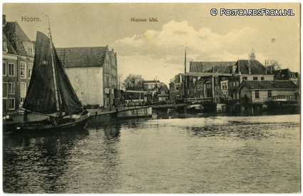 ansichtkaart: Hoorn NH, Nieuwe Wal. Veermanskade