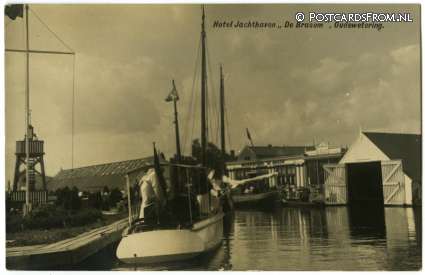 ansichtkaart: Oude Wetering, Hotel Jachthaven 'De Brasem'