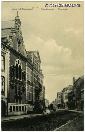 ansichtkaart: Roermond, Steenetrappen. Neerstraat