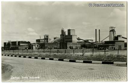 ansichtkaart: Delfzijl, Soda Industrie