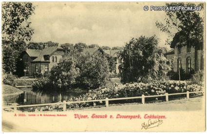 ansichtkaart: Enkhuizen, Vijver, Snouck v. Loosenpark