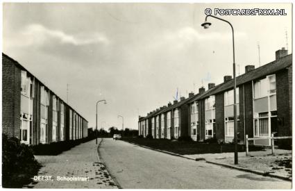 ansichtkaart: Deest, Schoolstraat