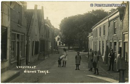 Nieuwe-Tonge, Voorstraat ansichtkaart: Nieuwe-Tonge, Voorstraat