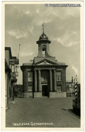 ansichtkaart: Westzaan, Gemeentehuis. Hotel-Cafe R. v.d. Werff