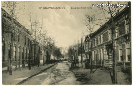 ansichtkaart: 's-Gravenzande, Naaldwijkscheweg
