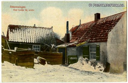 ansichtkaart: Scheveningen, Oud Hoekje bij winter. Visscherswoningen. Achterbuurtje