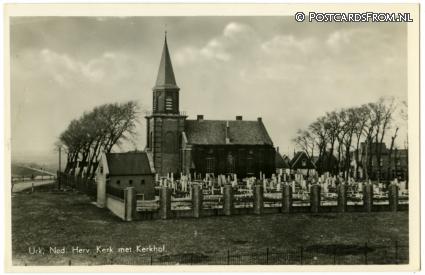 ansichtkaart: Urk, Ned. Herv. Kerk met Kerkhof