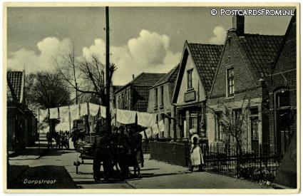 Urk, Dorpstraat ansichtkaart: Urk, Dorpstraat