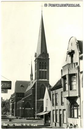 ansichtkaart: Sas van Gent, R.K. Kerk
