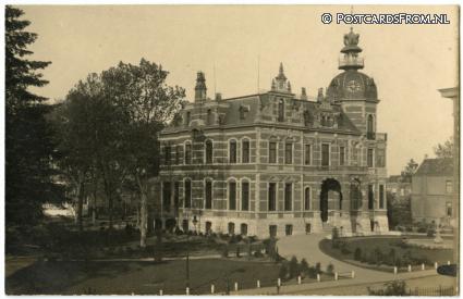 Oss, ? Villa Constance. Later Stadhuis. Molenstraat 65 ansichtkaart: Oss, ? Villa Constance. Later Stadhuis. Molenstraat 65