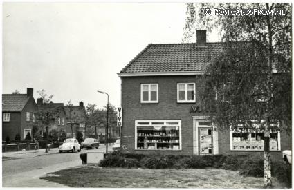 ansichtkaart: Gilze, Burgm. Molstraat