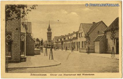 ansichtkaart: Schoonhoven, Olivier van Noortstraat met Watertoren