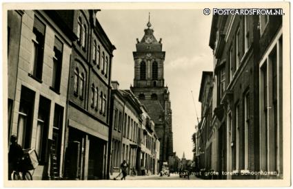 ansichtkaart: Schoonhoven, Koestraat met grote toren