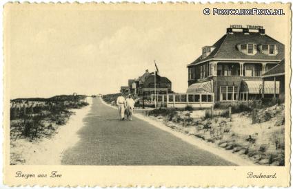 ansichtkaart: Bergen aan Zee, Boulevard. Hotel Trianon