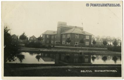 ansichtkaart: Delfzijl, Zeevaartschool