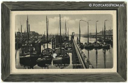 IJmuiden, Nieuwe dok in de Visschershaven ansichtkaart: IJmuiden, Nieuwe dok in de Visschershaven