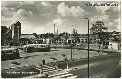 ansichtkaart: Amersfoort, Stationsplein