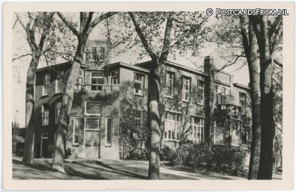 ansichtkaart: Harlingen, Alg. Ziekenhuis a.h. Zuiderbolwerk