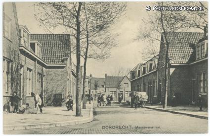 ansichtkaart: Dordrecht, Maasdwarsstraat