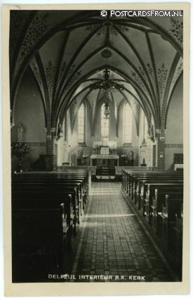 ansichtkaart: Delfzijl, Interieur R.K. Kerk