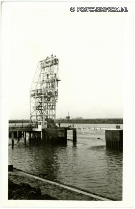 ansichtkaart: Botlek, ? Europoort