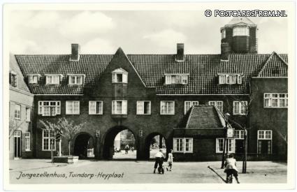 ansichtkaart: Rotterdam, Heyplaat. Jonggezellenhuis
