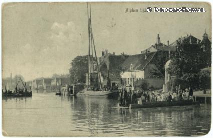 ansichtkaart: Alphen aan den Rijn, Tijdens vernieuwing der brug