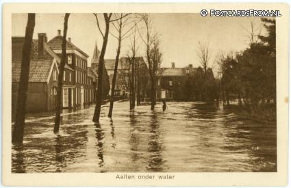 ansichtkaart: Aalten, Onder water. Watersnood 1925-1926