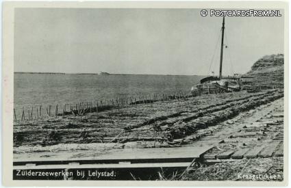 ansichtkaart: Lelystad, Zuiderzeewerken. Kraagstukken