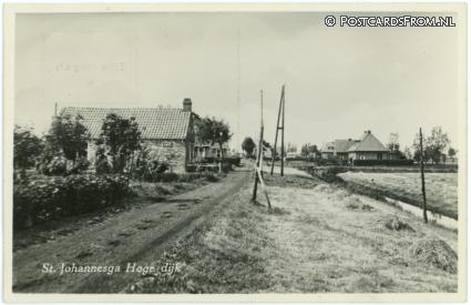 ansichtkaart: Sintjohannesga, Hoge dijk