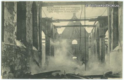 ansichtkaart: Alphen aan den Rijn, Ruine N.H. kerk door brand ontstaan 7 April 1916, vernield
