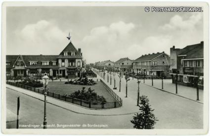 Vlaardingerambacht, Burgemeester de Bordesplein ansichtkaart: Vlaardingerambacht, Burgemeester de Bordesplein