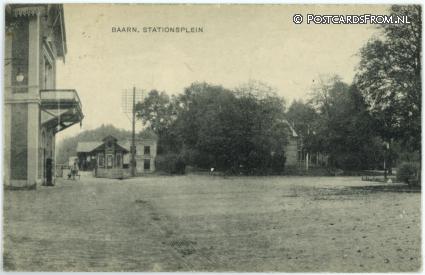 ansichtkaart: Baarn, Stationsplein