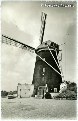 ansichtkaart: Ubachsberg, Molen-Vrouwenheide. Fam. Gerards