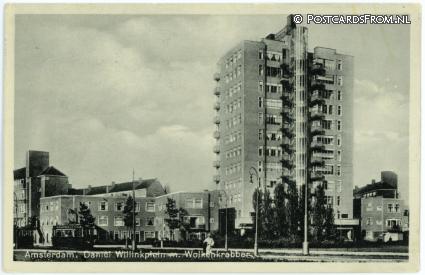 ansichtkaart: Amsterdam, Daniel Willinkplein m. Wolkenkrabbers