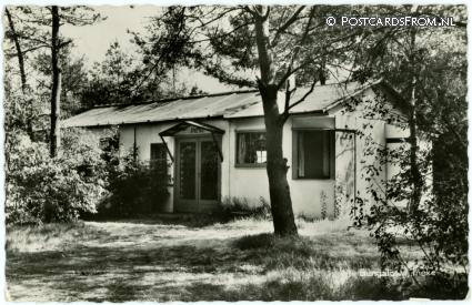 ansichtkaart: Wezep, Vakantie-Oord 'Heidehoek'. Bungalow 'Ineke'