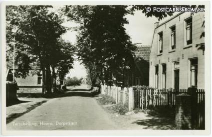 Terschelling Hoorn, Dorpstraat ansichtkaart: Terschelling Hoorn, Dorpstraat