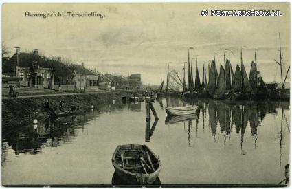 ansichtkaart: Terschelling West, Havengezicht