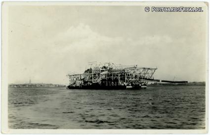 Terschelling, Tin- en Goudbaggermolen 'Karimata' ansichtkaart: Terschelling, Tin- en Goudbaggermolen 'Karimata'