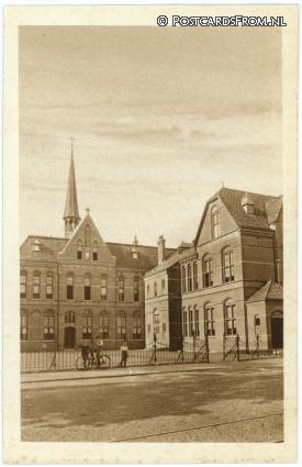 ansichtkaart: Lisse, Gesticht St. Agatha
