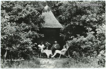 Soesterberg, Bungalowpark 'Het Jachthuis'. Het Koepeltje ansichtkaart: Soesterberg, Bungalowpark 'Het Jachthuis'. Het Koepeltje