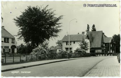 ansichtkaart: Horst, Herstraat