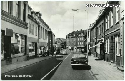 ansichtkaart: Meerssen, Beekstraat