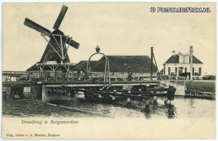 ansichtkaart: Bergum, Bergumerdam. Draaibrug